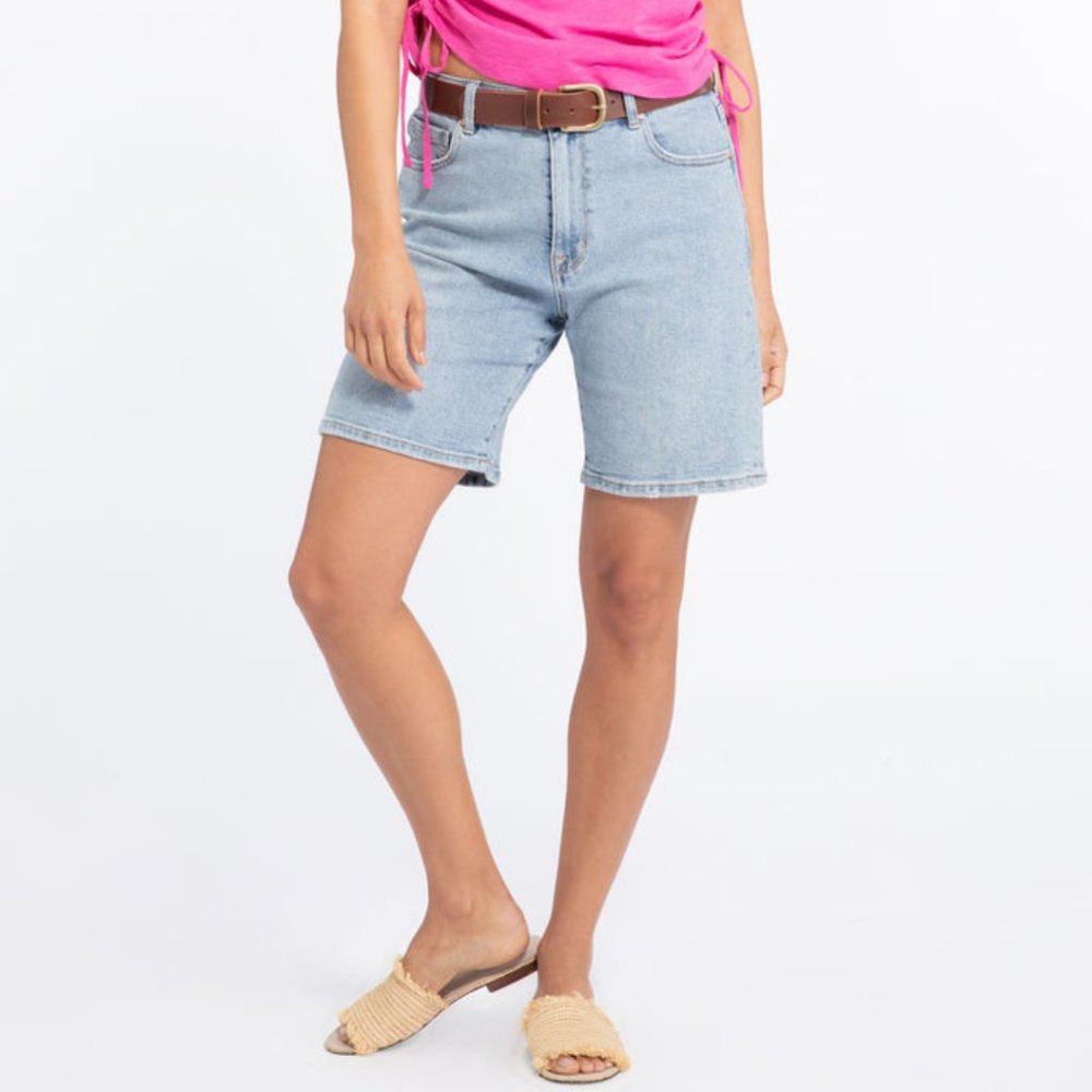 NWT Sanctuary High Rise Denim Bermuda Shorts Size 27